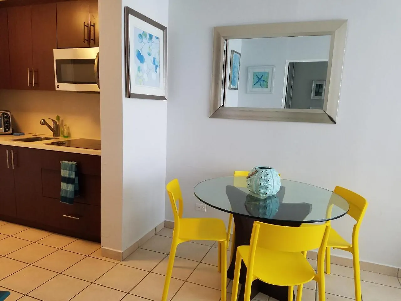 Beachfront Coral Beach Condo San Juan Apartment