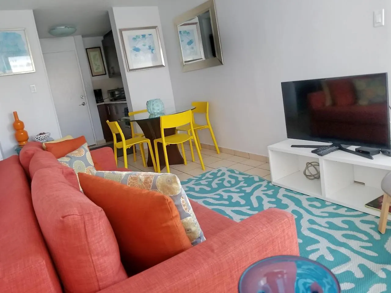 Beachfront Coral Beach Condo San Juan Apartment